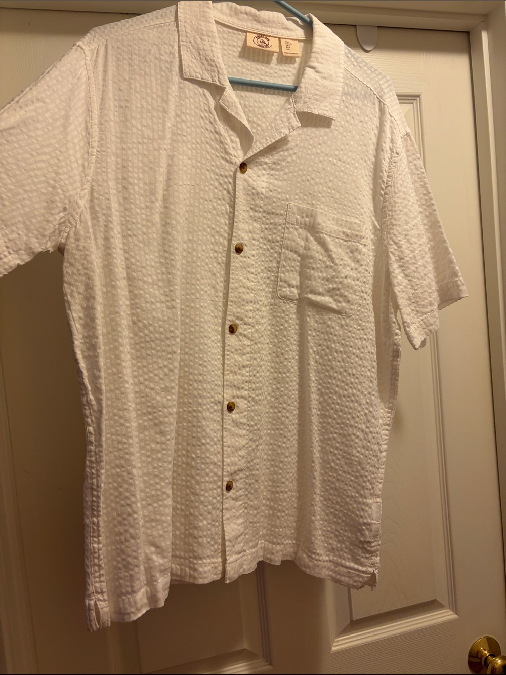 Men's White Seersucker Button-Up Shirt